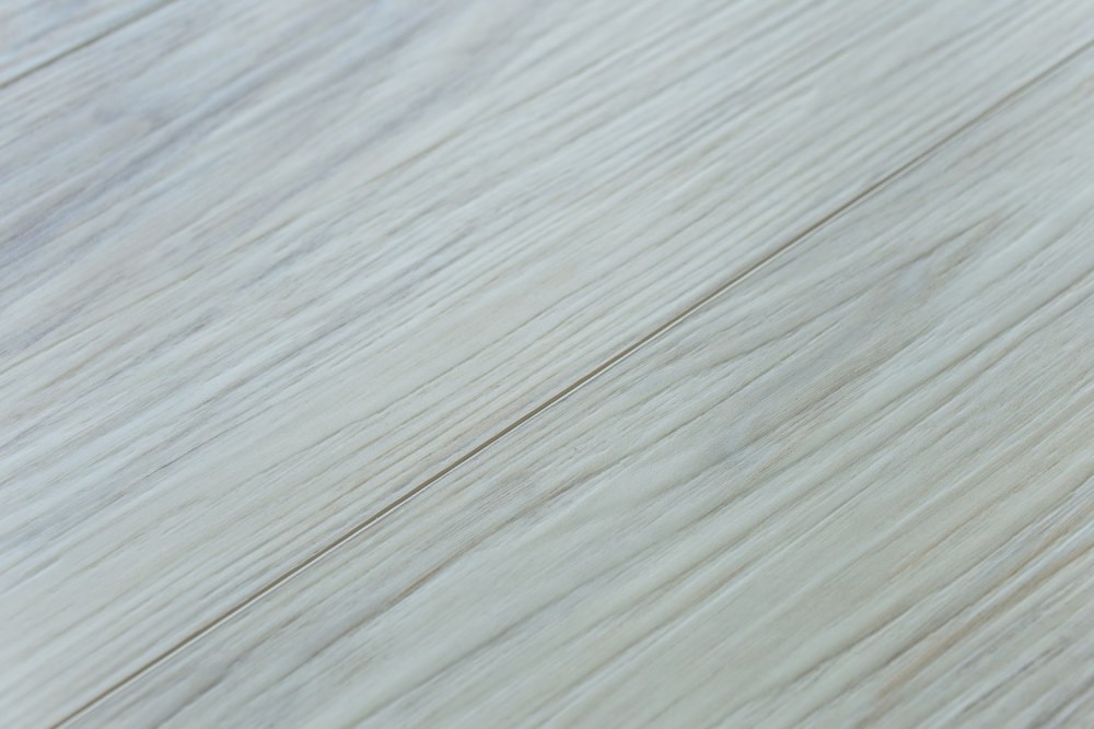 Замковая ПВХ плитка "Art Tile" Клён Жемчужный (1220*152*5 мм) — купить в Шахтах