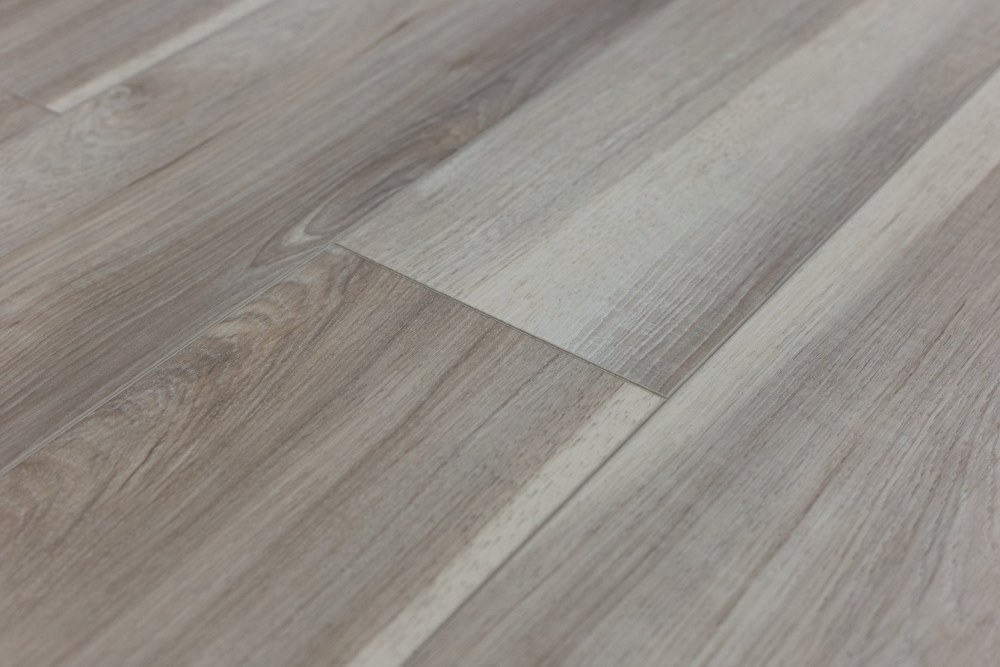 Замковая ПВХ плитка "Art Tile" Тис Юге (1220*152*5 мм) — купить в Шахтах