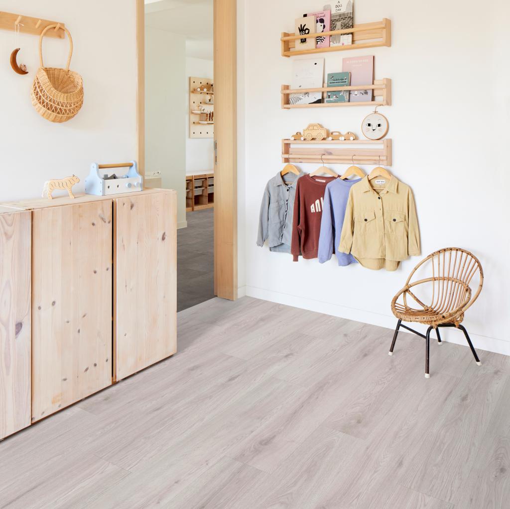 SPC ламинат "Adelar" Eterna Easy 05221 Chapman Oak (1220*181*5 мм) — купить в Шахтах