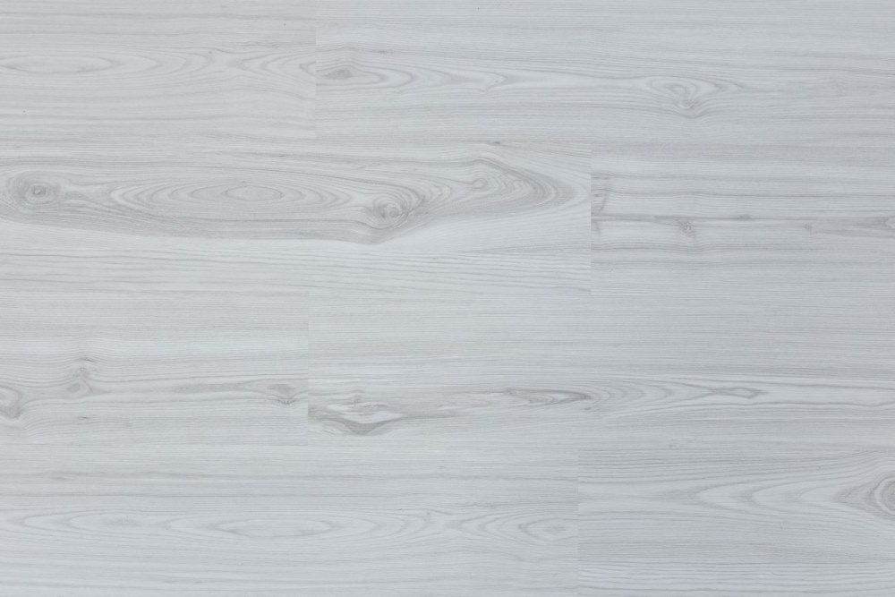 Кварцвиниловая плитка "Art Tile" Ясень Норд (900*150*3,5 мм) — купить в Шахтах