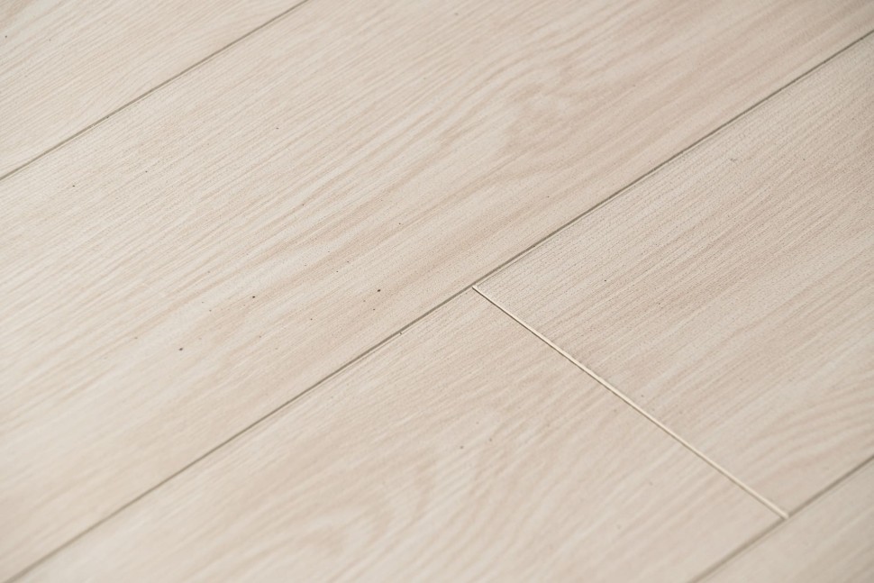 Виниловый ламинат "Bonkeel" Style Дуб Фокси (1200*125*4 мм) — купить в Шахтах