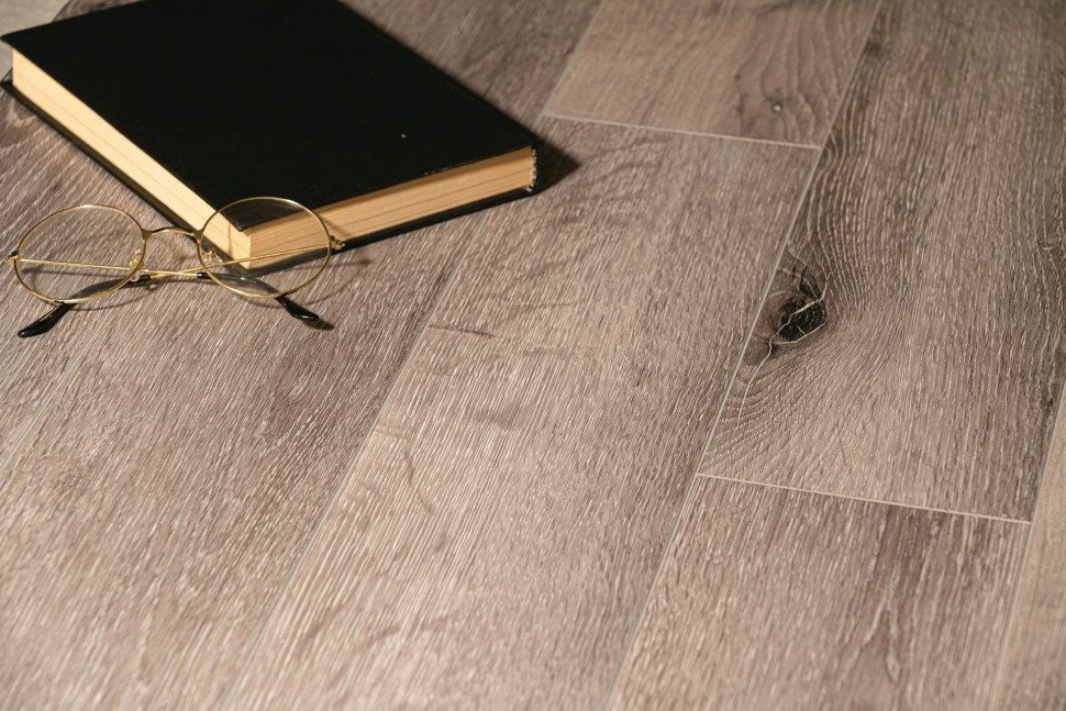 Виниловый ламинат "Bonkeel" Style Дуб Чесил (1200*125*4 мм) — купить в Шахтах