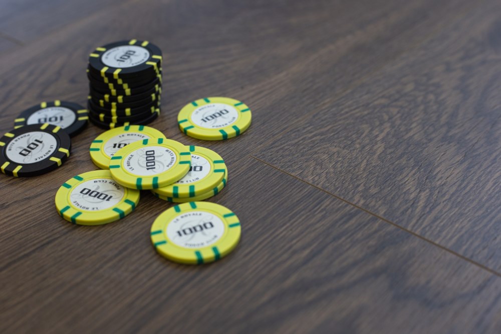 Плитка каменно-полимерная "Art Tile" Ясень Карамельный (1220*199*9 мм) — купить в Шахтах