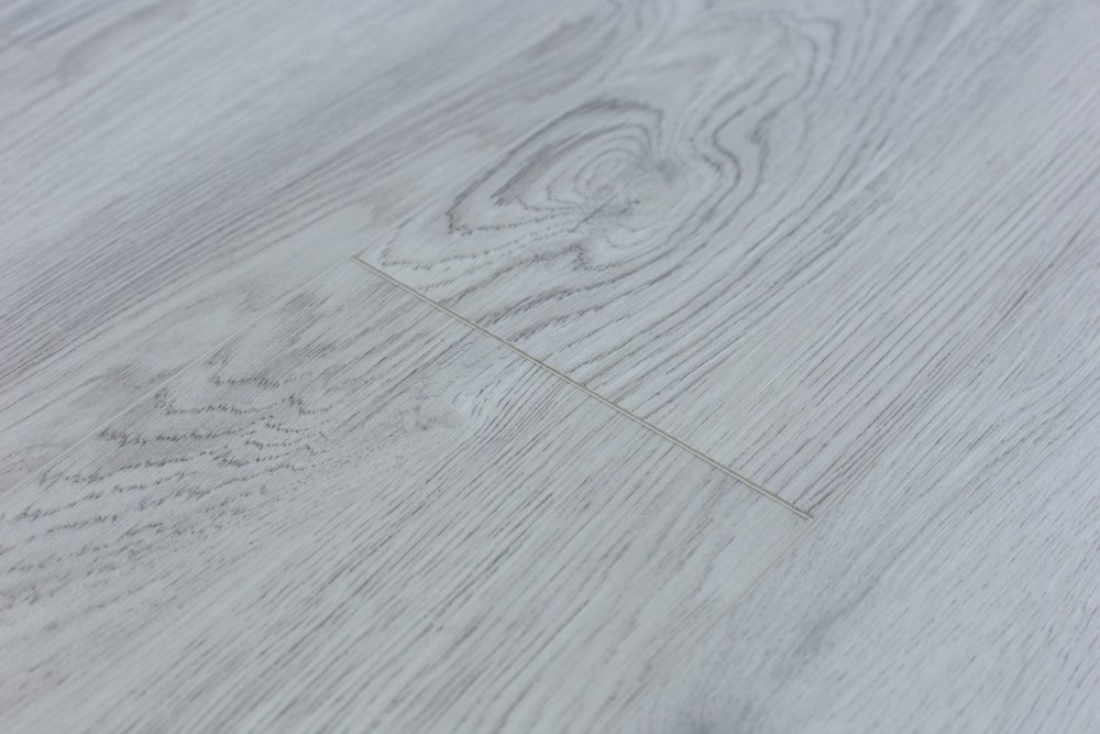 Замковая ПВХ плитка "Art Tile" Ясень Эдмонтон (1220*152*5 мм) — купить в Шахтах