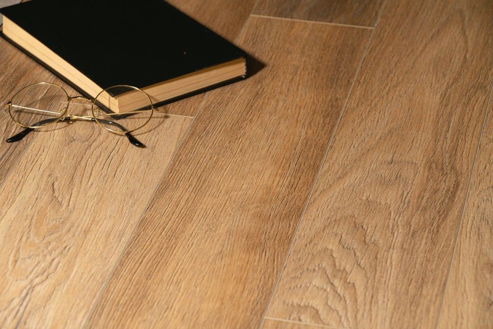 Виниловый ламинат "Bonkeel" Style Дуб Бонди (1200*125*4 мм) — купить в Шахтах