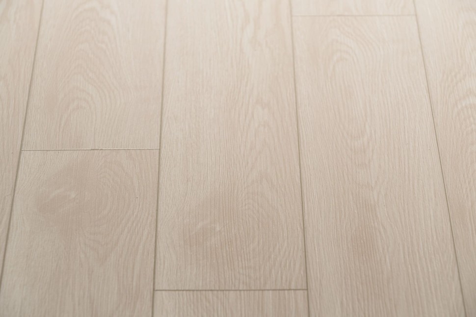 Виниловый ламинат "Bonkeel" Style Дуб Фокси (1200*125*4 мм) — купить в Шахтах