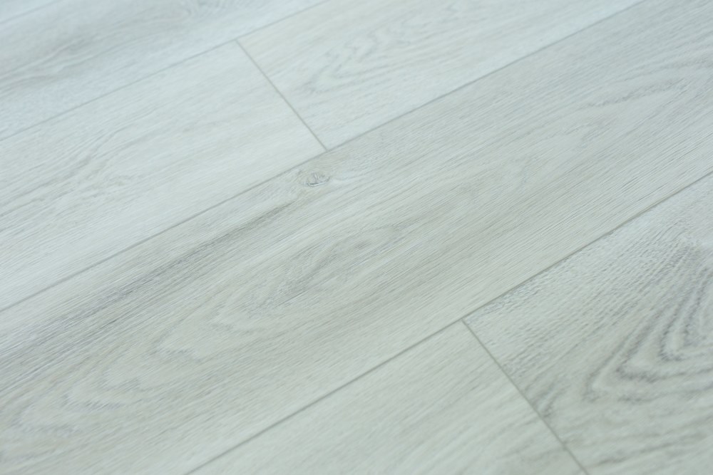 Замковая ПВХ плитка "Art Tile" Дуб Ланкастер (1200*183*6 мм) — купить в Шахтах