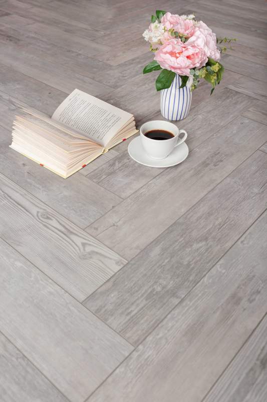 Замковая ПВХ плитка "Aberhof" Carmelita 1687 (615*123*5 мм) — купить в Шахтах