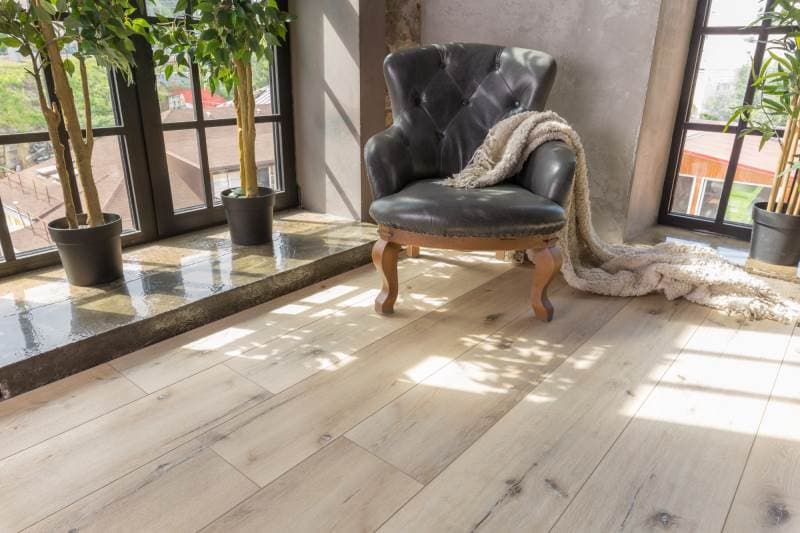 Замковая ПВХ плитка "Aquafloor" AF8004XL (1524*228*8 мм) — купить в Шахтах